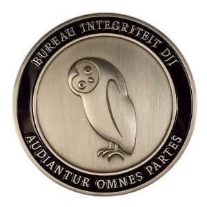 Afbeelding coin beeldmerk Bureau Integriteit DJI