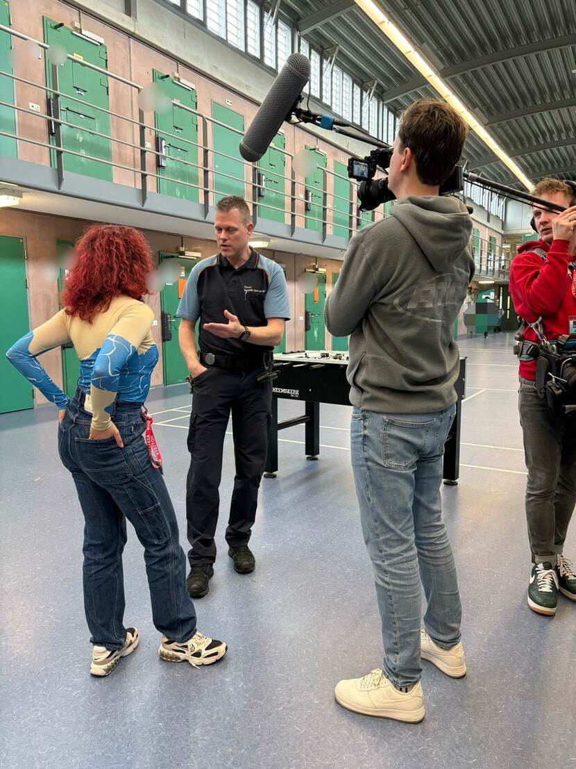 Afbeelding opname voor YouTube aflevering Niek Zoekt Werk bij PI Zuid-Oost (Roermond)