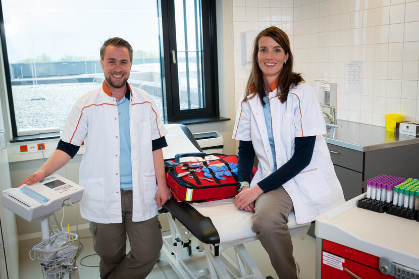 Marieke en Maurice, justitieel verpleegkundigen in JC Zaanstad